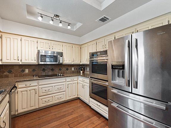 5th image of 3636 Rolling Meadows Dr
