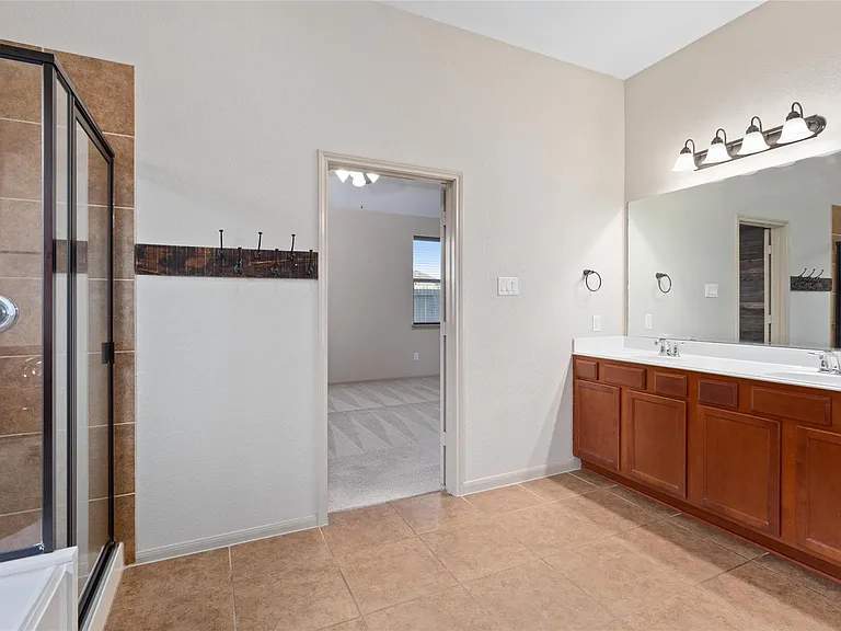 2886 Aurelia Ln — Photo 19