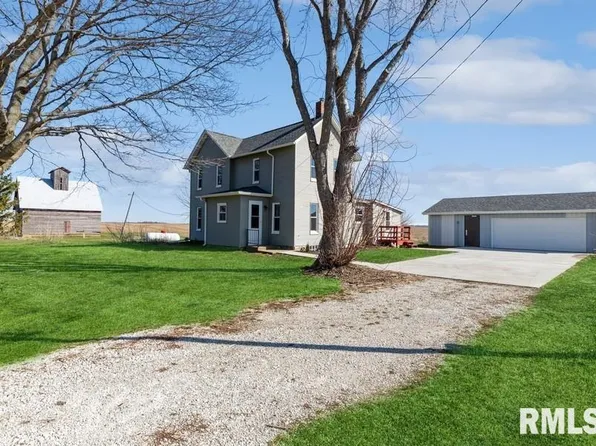 775 140th St, Aledo, IL 61231