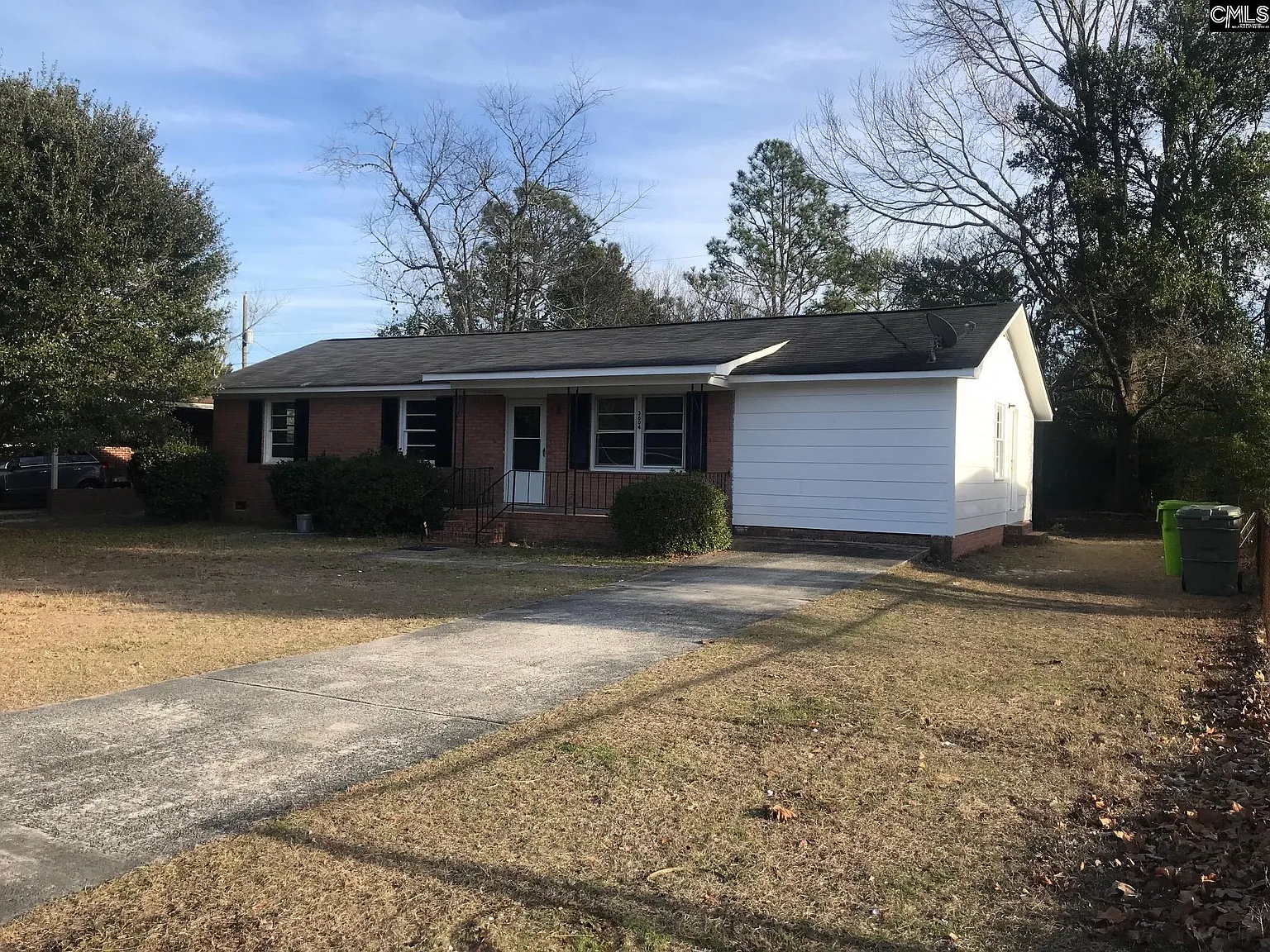 3 bed, 1300 sqft, $1,200 — Photo 2
