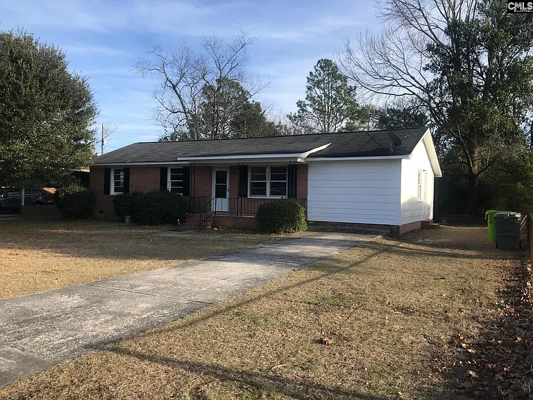 3604 Traveler Ln — Photo 2
