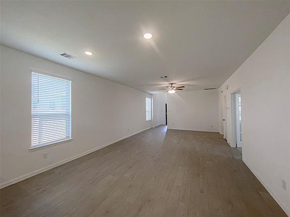 5th image of 8014 Chukka Dr