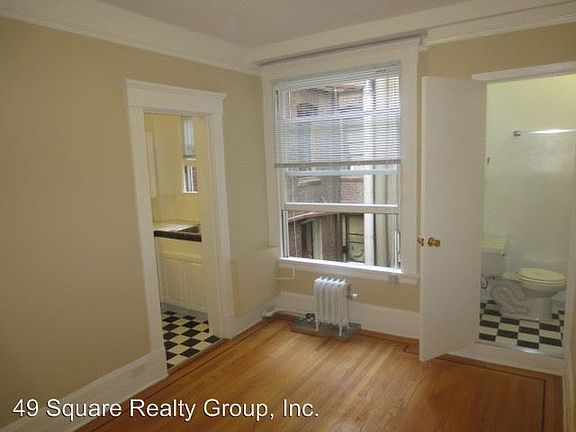 4th image of 81 9th St APT 508