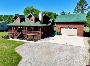 188 Riverside Dr, Norfork, AR 72658
