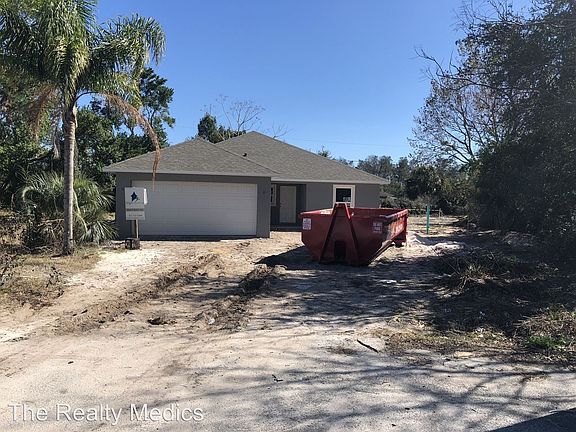 2nd image of 1195 Acorn Ct