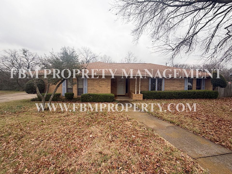 1st image of 1103 Scarlet Oaks Cir