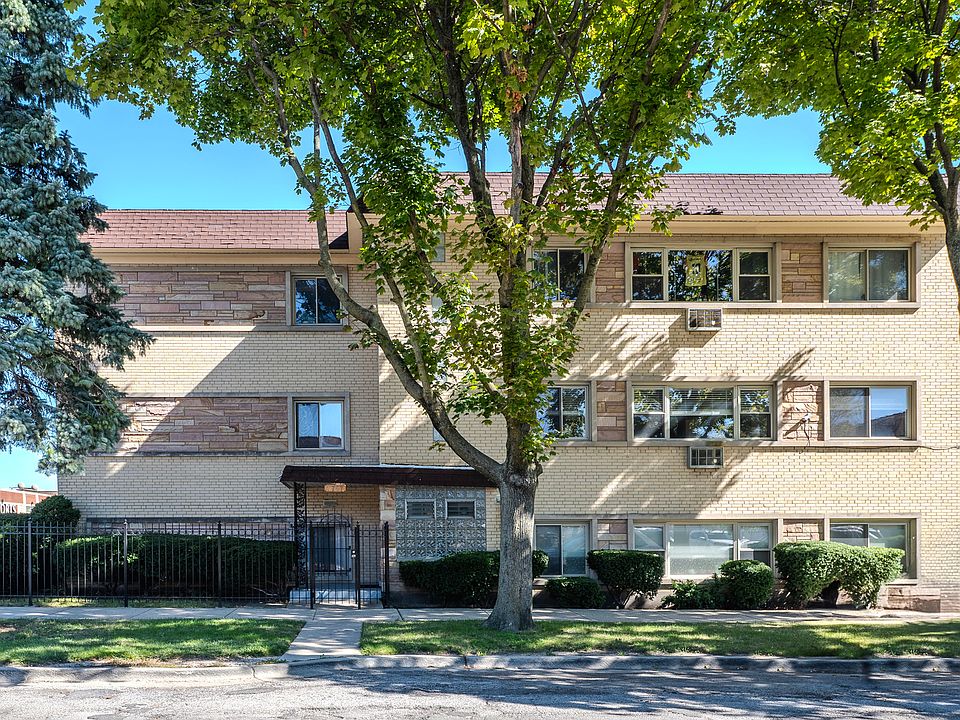 1st image of 4757 N Keeler Ave APT 202