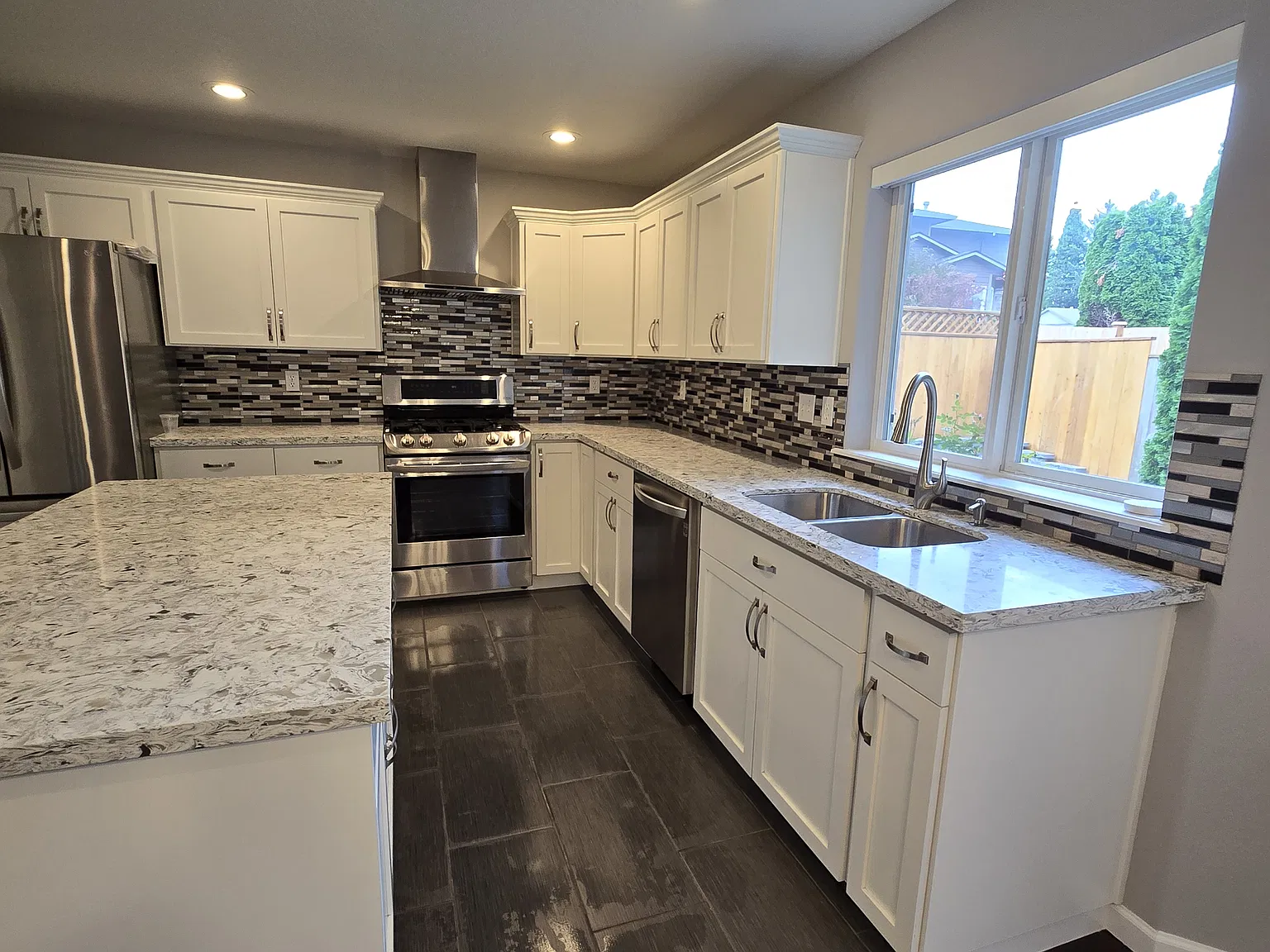 3 bed, 2.5 bath, 1495 sqft, $2,750 — Photo 3