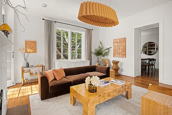 Sold by Compass | media 7