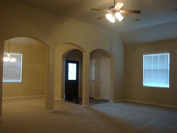 4th image of 4701 High Creek Ct