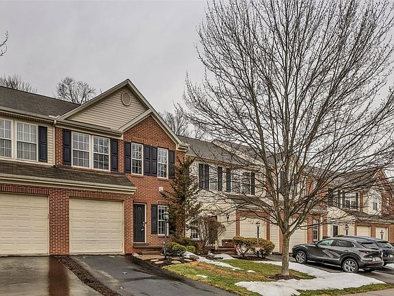 2nd image of 775 Norwegian Spruce Dr