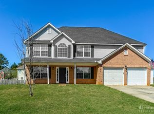 102 Hampton Meadows Ln, Hampton, GA 30228