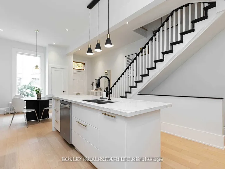443 Shuter St — Photo 5