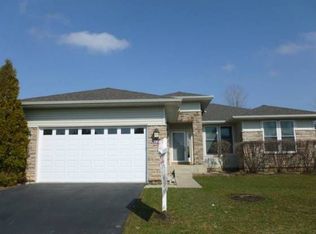 12786 Oak Grove Dr, Huntley, IL