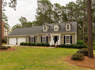 6827 Uppingham Rd, Fayetteville, NC 28306