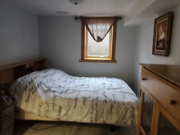 4th image of 21617 Lake George Blvd NW