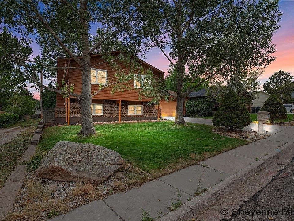 1st image of 3069 Hanson St