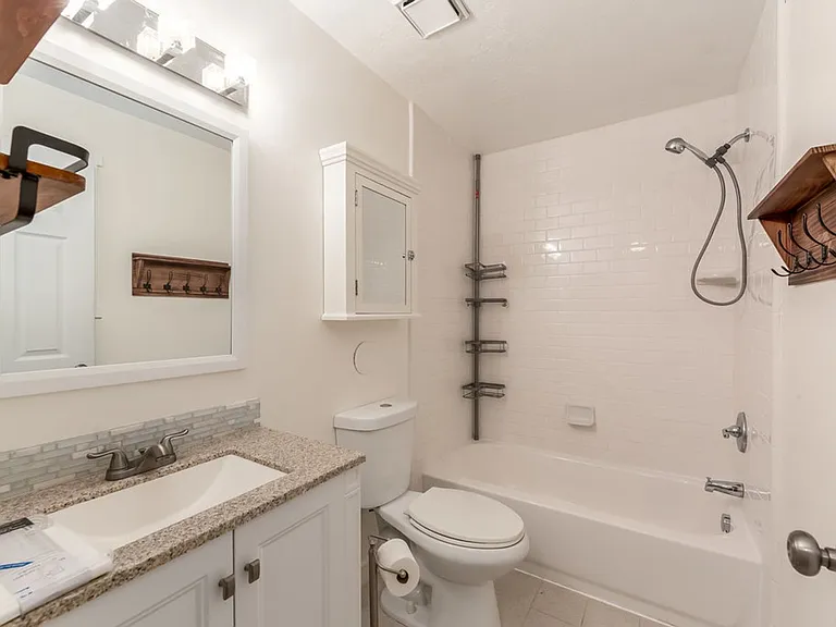 1196 E Waterside Cv #12 — Photo 14