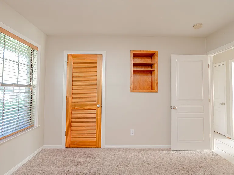4501 Caswell Ave — Photo 10