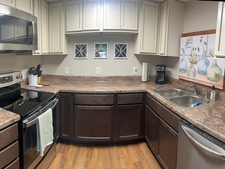 8655 Coopertown Rd — Photo 7