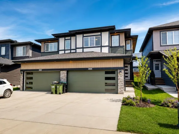 6404 27th Ave NW, Edmonton, AB T6L 3X3