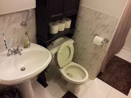 Rented by ZealEstate Group Inc | media 35