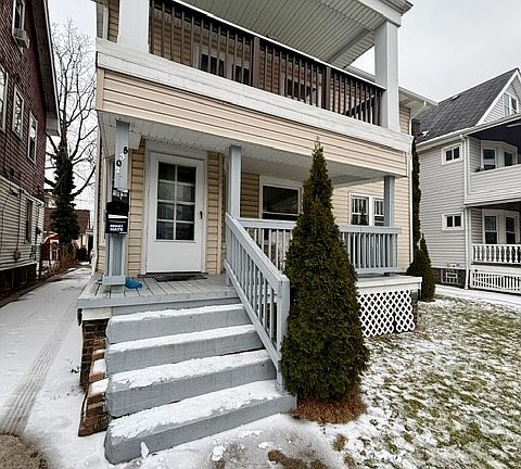 5th image of 2035 Chesterland Ave #1