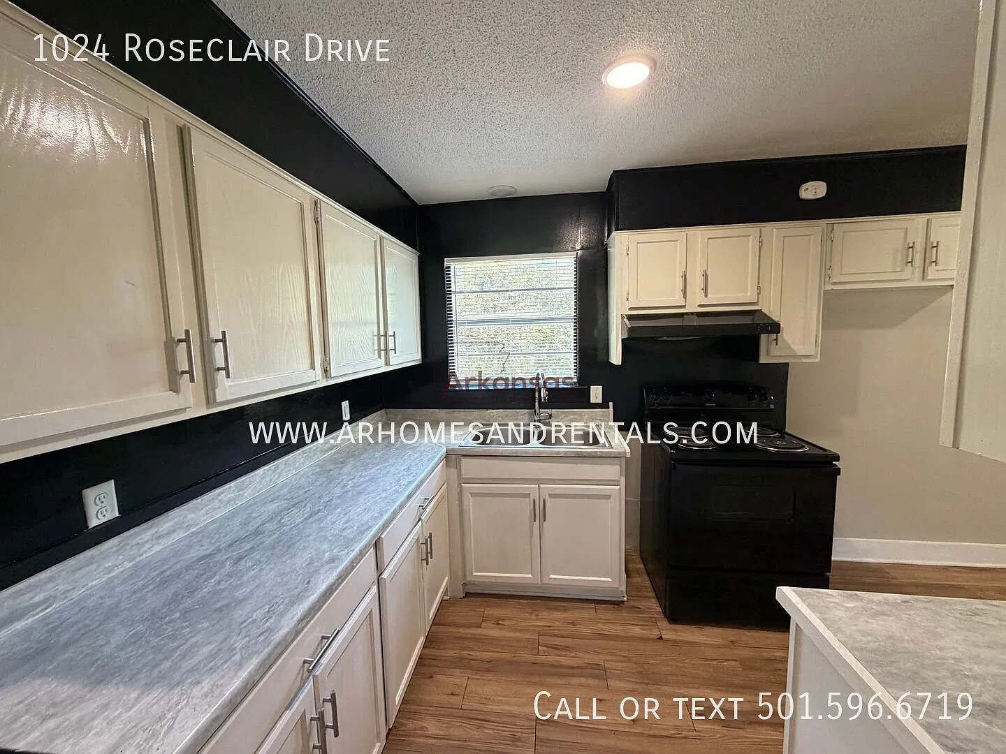 1/2 Off First Month's Rent ~ 1024 Roseclair Drive 3 Bedrooms | 1 Bathroom — Photo 4