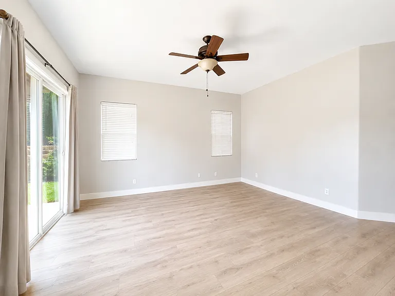 10163 Omeara Dr — Photo 35