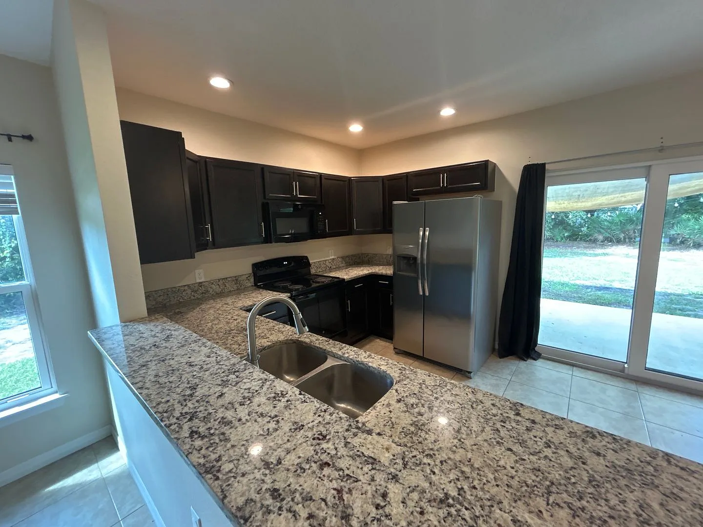 Beautiful 3/2 home in Deland — Photo 3