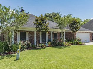 206 Silver Creek Cir, Lafayette, LA 70508