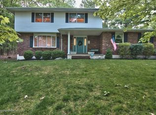 127 Audrey Ct, Stroudsburg, PA 18360