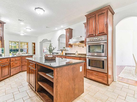3rd image of 2960 Nola Ave