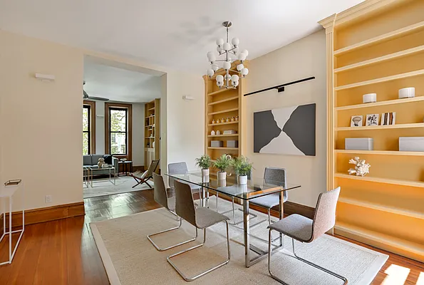 Sold by Compass | media 16