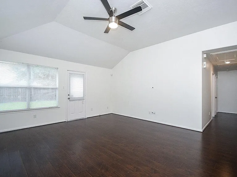 13911 Sorrel Grove Ct — Photo 4