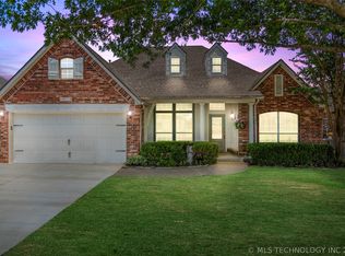 14119 S Winston Ave, Bixby, OK 74008