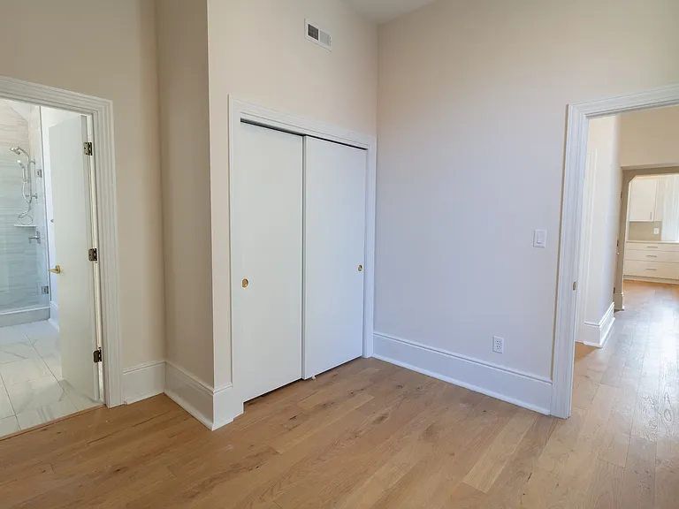 17 N Pearl St #2 — Photo 24