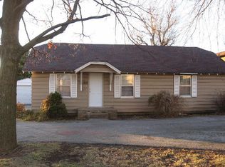 1955 S Ingram Mill Rd, Springfield, MO 65804