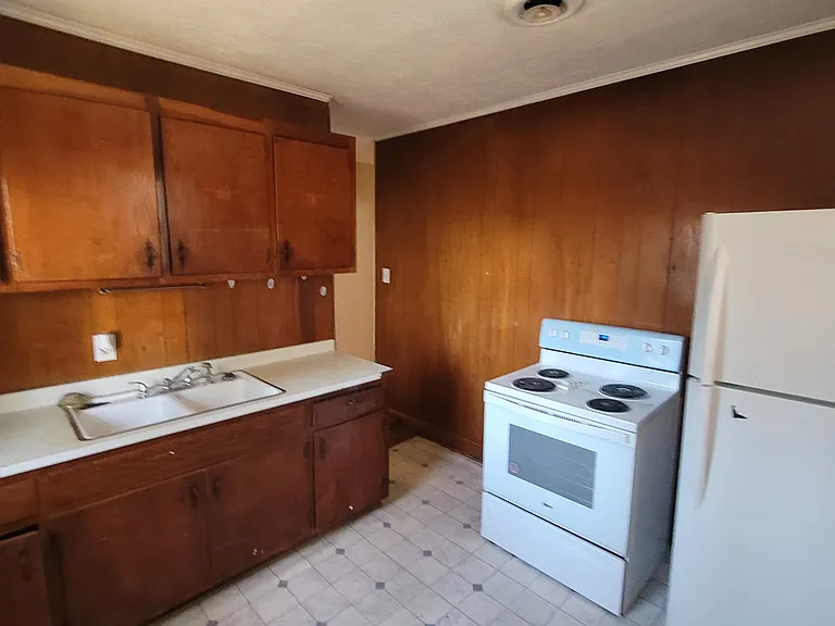 326 Gray St — Photo 9