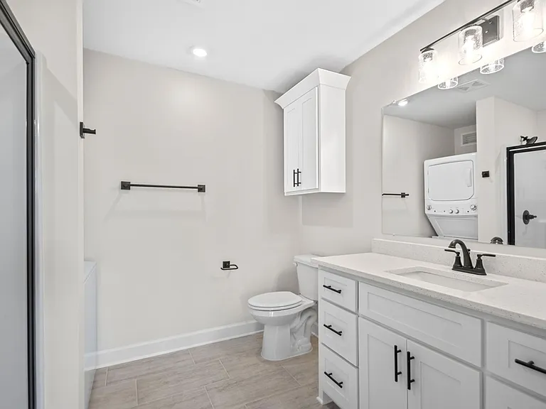 400 Parker St — Photo 30