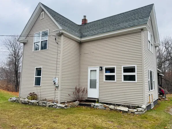 31 Gardner Street, Patten, ME 04765