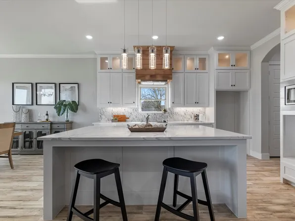 1585 Fm 1752, Savoy, TX 75479