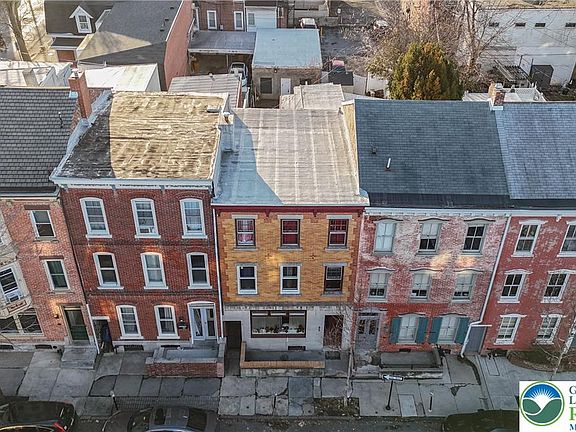 2nd image of 208 N 9th St
