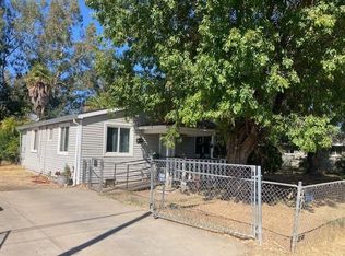 1585 5th Ave, Olivehurst, CA 95961