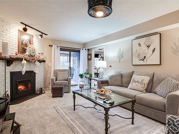2nd image of 6094 N Quinella Way #255