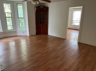 284 Spruce St APT 2, Manchester, NH 03103