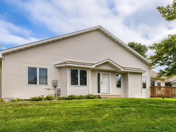 834 Wescott Sq, Eagan, MN 55123