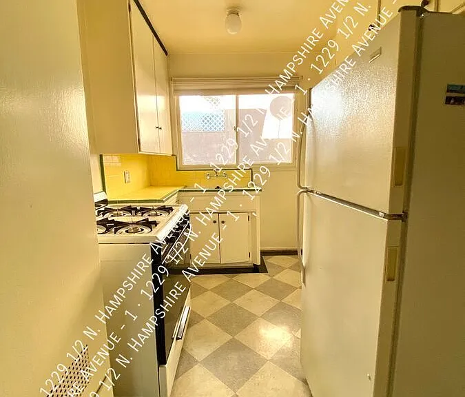 1229 1/2 N Hampshire Ave #1 — Photo 13