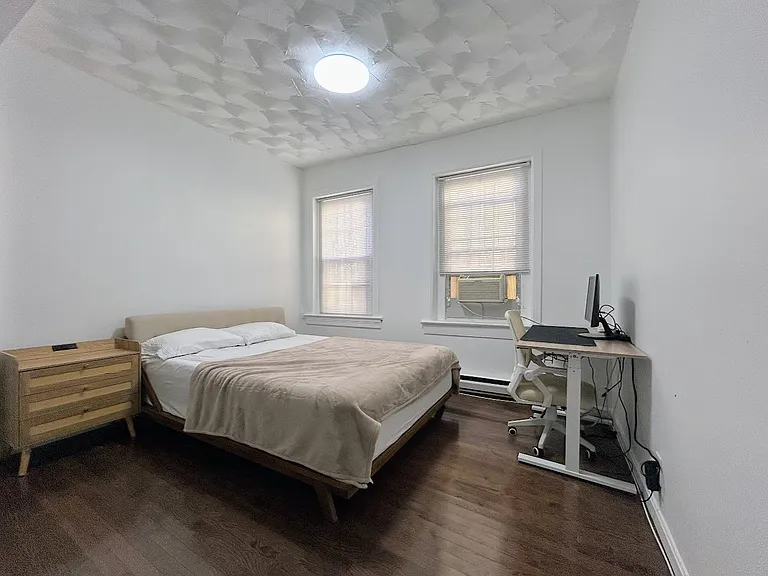 1544 Independence Ave SE #1 — Photo 5