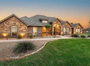 308 Steppes Ct, Weatherford, TX 76087